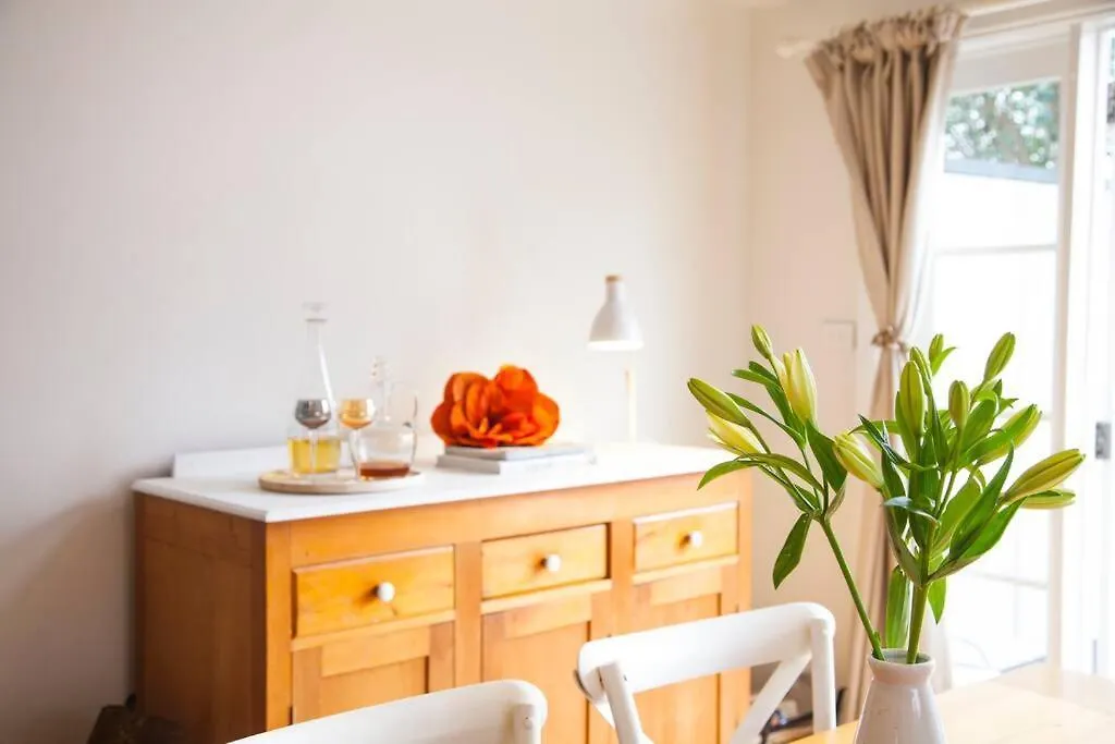 Writer'S Cottage, Luxurious Oasis In The Heart Of North Hobart Ausztrália